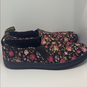 Dr.Martens floral slip ins